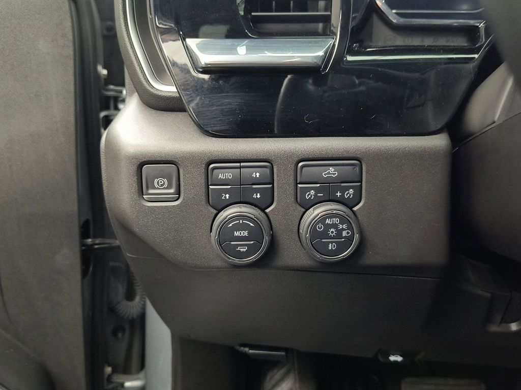 2023 Chevrolet Silverado 1500 RST - Photo 15