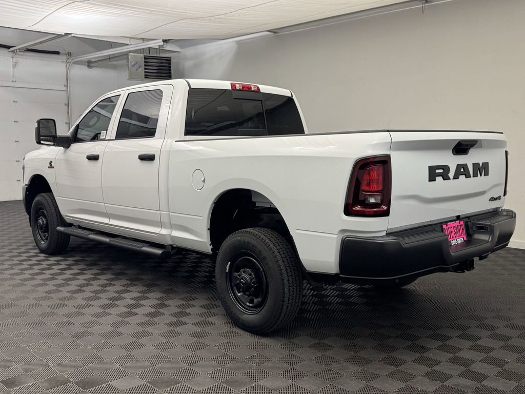 2025 Ram 2500 Tradesman photo 3