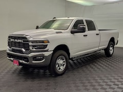 2026 Ram 2500 TRADESMAN CREW CAB 4X4 8' BOX Pickup