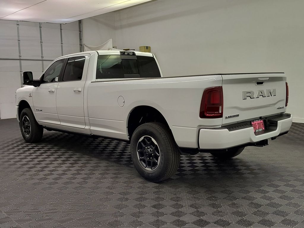 New 2026 Ram 3500 LARAMIE CREW CAB 4X4 8' BOX Pickup