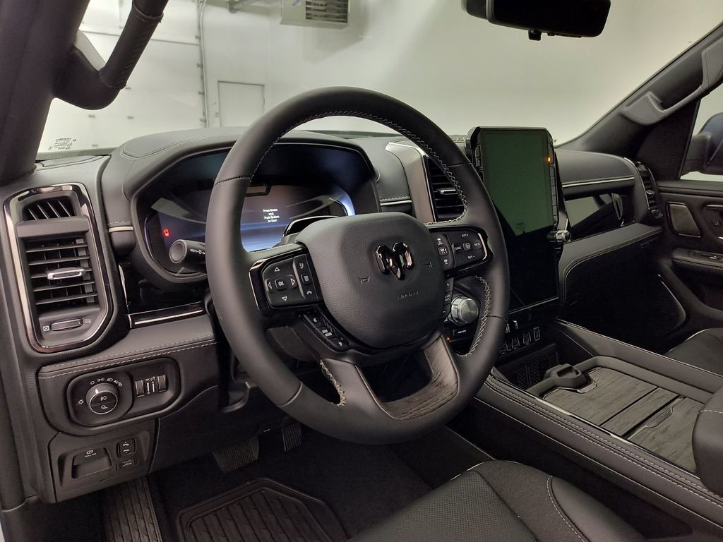 New 2026 Ram 1500 LIMITED CREW CAB 4X4 5'7 BOX Pickup
