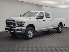 2026 Ram 2500 TRADESMAN CREW CAB 4X4 8' BOX Pickup