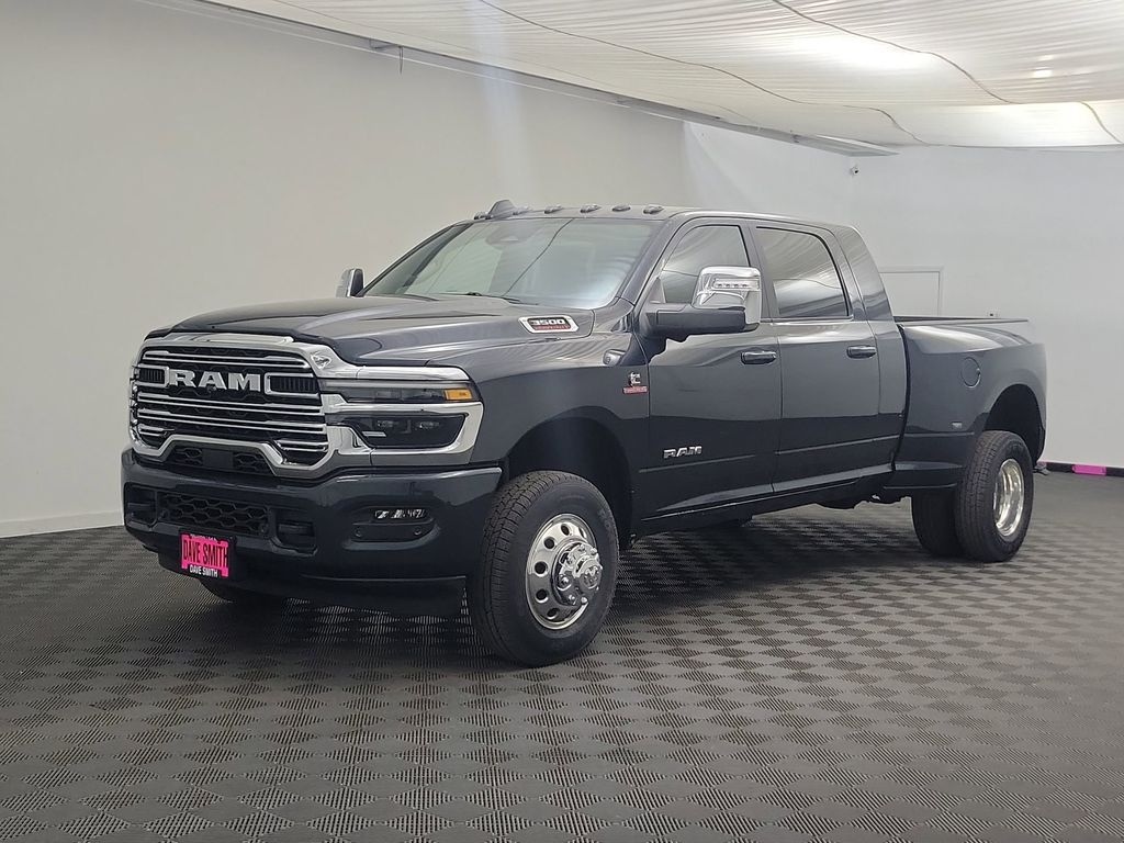 New 2026 Ram 3500 LARAMIE MEGA CAB 4X4 6'4 BOX Pickup