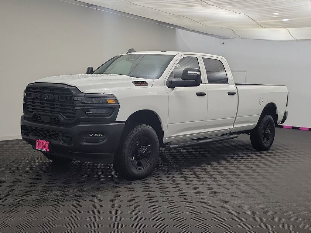 New 2026 Ram 2500 TRADESMAN CREW CAB 4X4 8' BOX Pickup