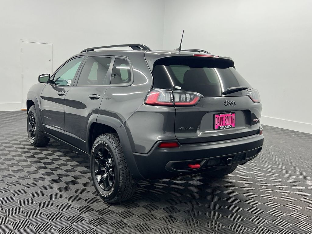 Used 2022 Jeep Cherokee Trailhawk SUV