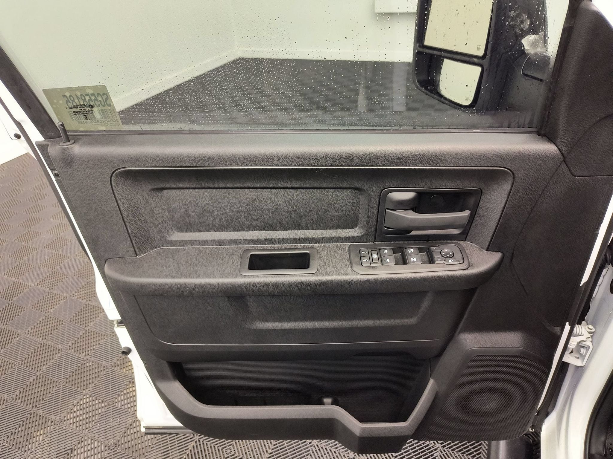 2025 RAM 2500 Tradesman - Photo 11