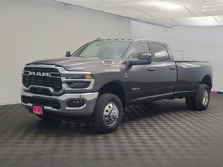 2026 Ram 3500 BIG HORN CREW CAB 4X4 8' BOX Pickup
