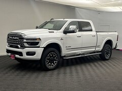 2025 Ram 3500 LIMITED CREW CAB 4X4 6'4 BOX Pickup