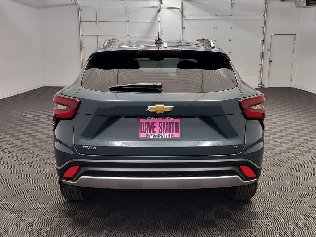 2026 Chevrolet Trax LT - Photo 10