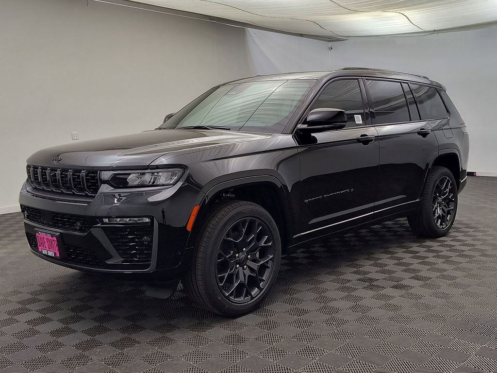 2026 Jeep Grand Cherokee L Summit 4x4's photo