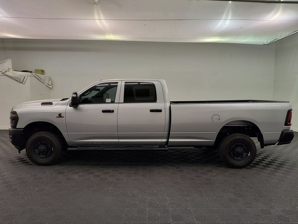 New 2026 Ram 2500 TRADESMAN CREW CAB 4X4 8' BOX Pickup