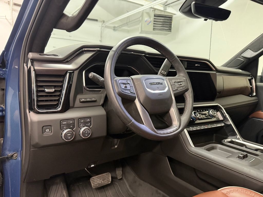 Used 2025 GMC Sierra 2500 HD Denali Ultimate Truck Crew Cab