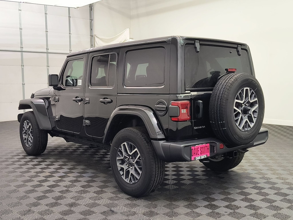 New 2026 Jeep Wrangler 4-DOOR SAHARA Sport Utility