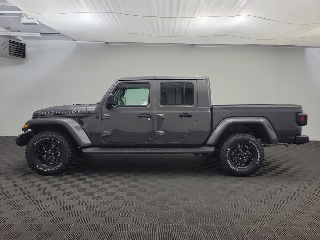 New 2025 Jeep Gladiator HIGH TIDE 4X4 Pickup