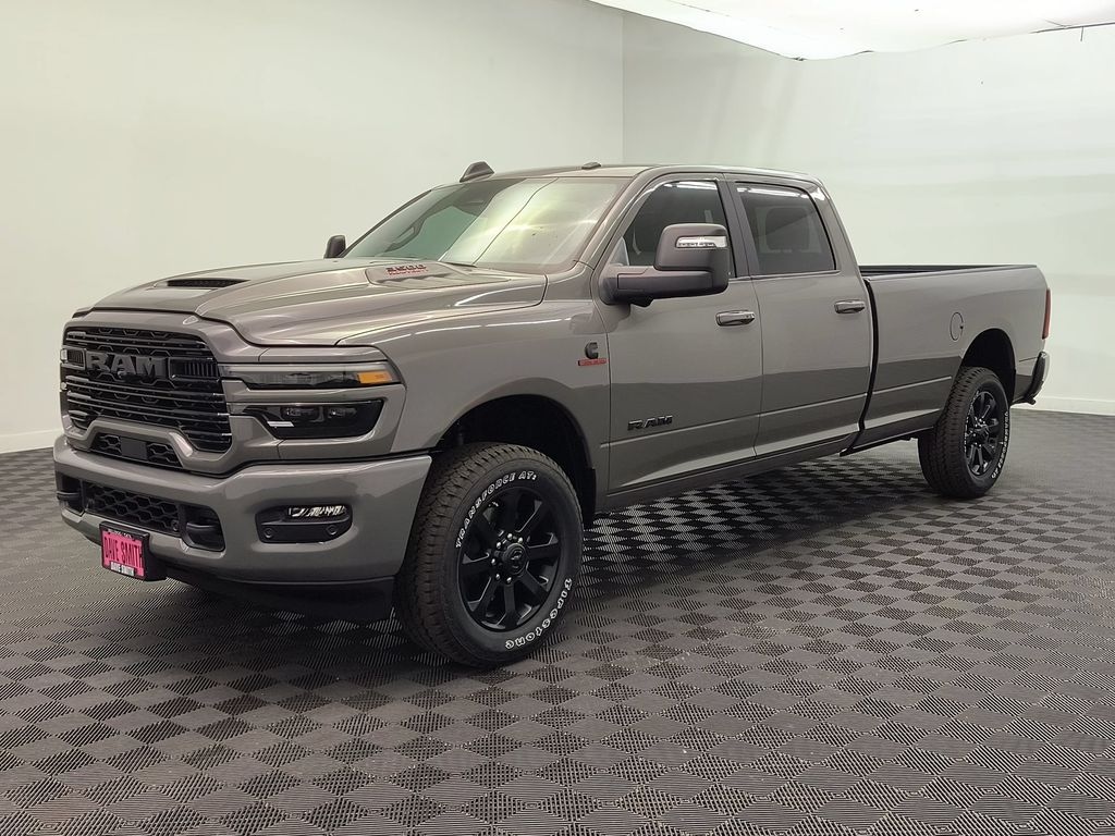 New 2026 Ram 3500 LARAMIE CREW CAB 4X4 8' BOX Pickup