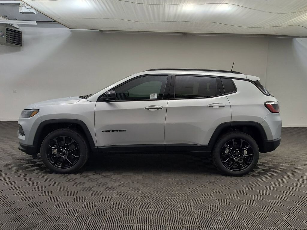 New 2026 Jeep Compass LATITUDE ALTITUDE 4X4 Sport Utility