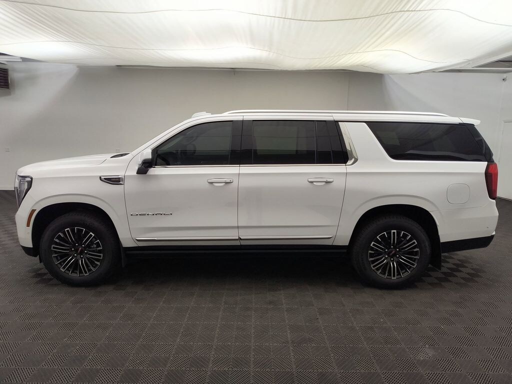 Used 2025 GMC Yukon XL Denali SUV