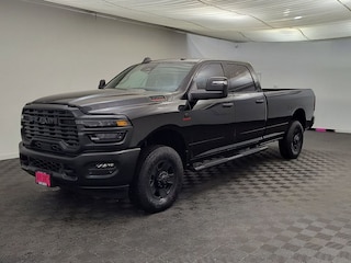 2026 Ram 3500 TRADESMAN CREW CAB 4X4 8' BOX Pickup