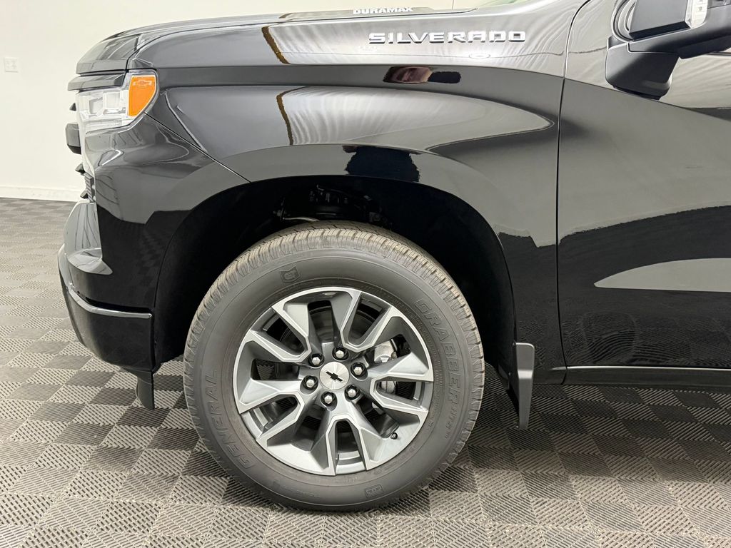 2026 Chevrolet Silverado 1500 RST - Photo 10