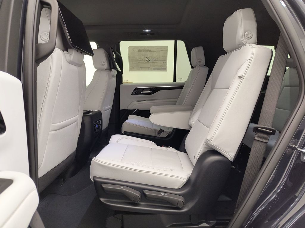 2026 Chevrolet Tahoe Premier - Photo 12