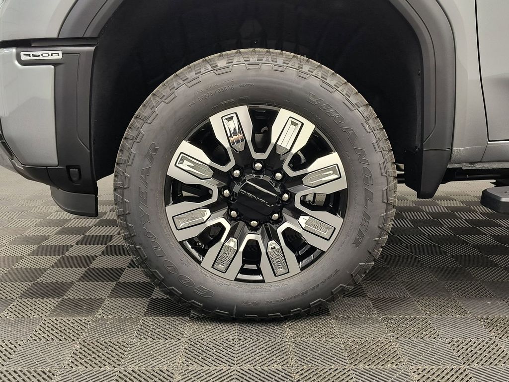 2026 GMC Sierra 3500HD Denali - Photo 11