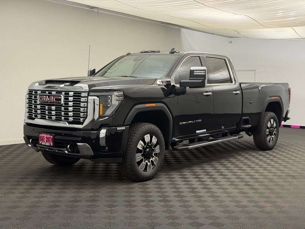 2026 GMC Sierra 4WD Crew Cab Standard Box Denali's photo