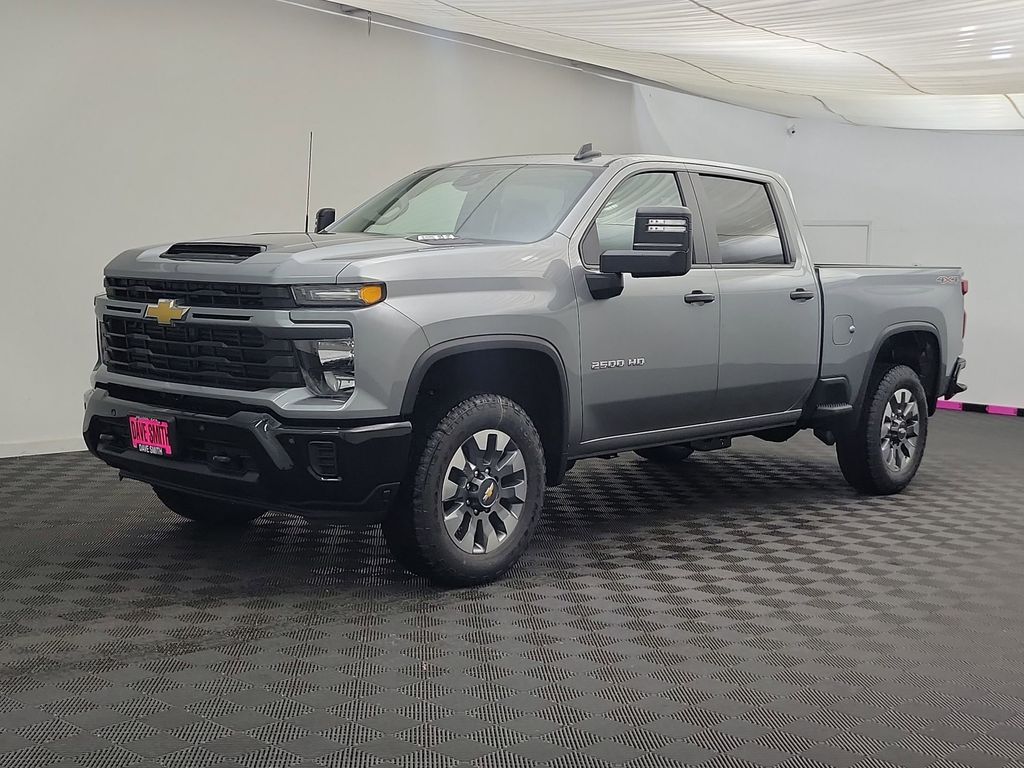 2026 Chevrolet Silverado 2500HD Custom's photo