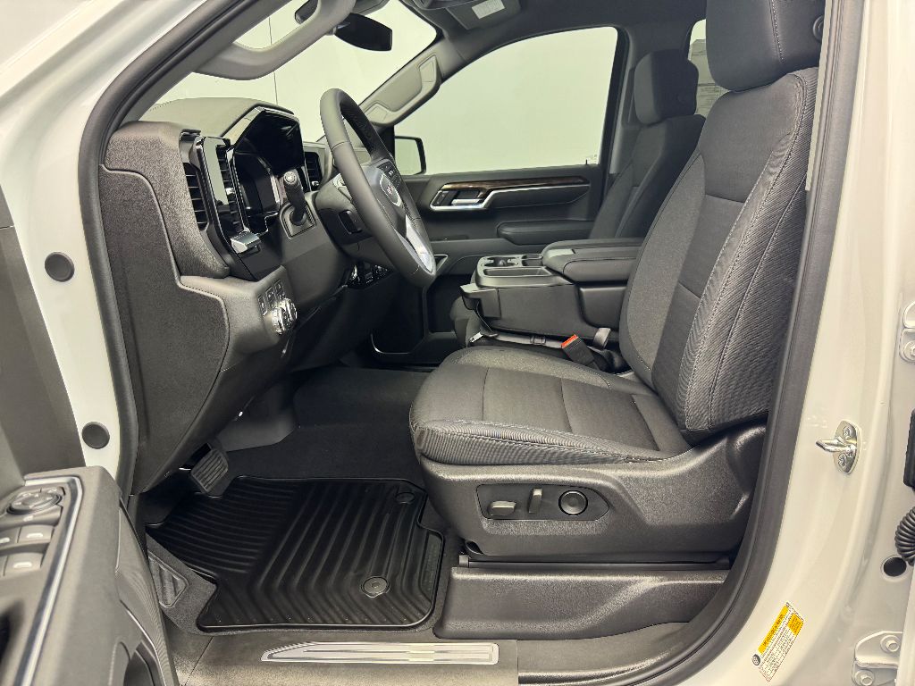 2026 GMC Sierra 1500 SLE - Photo 10