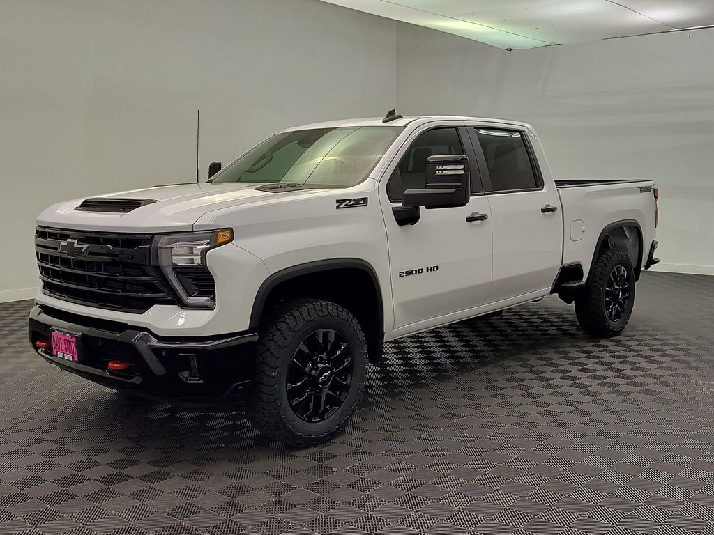 2026 Chevrolet Silverado HD LT 4WD Crew Cab Standard Box's photo