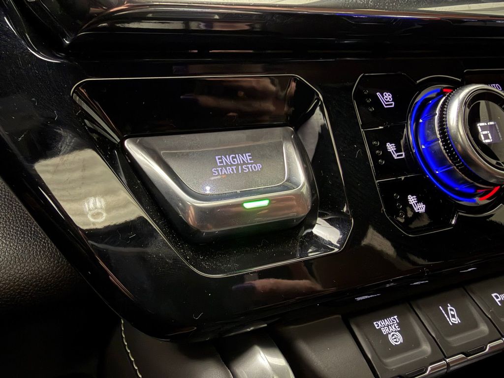 2026 GMC Sierra 3500HD Denali Ultimate - Photo 35