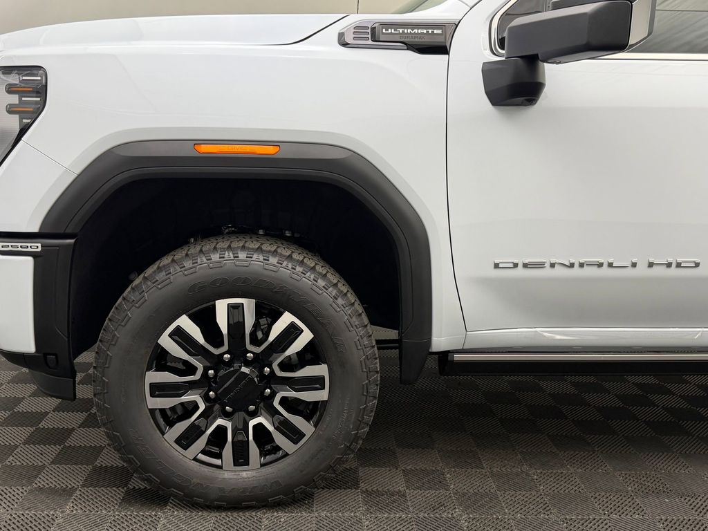 2026 GMC Sierra 2500HD Denali Ultimate - Photo 11
