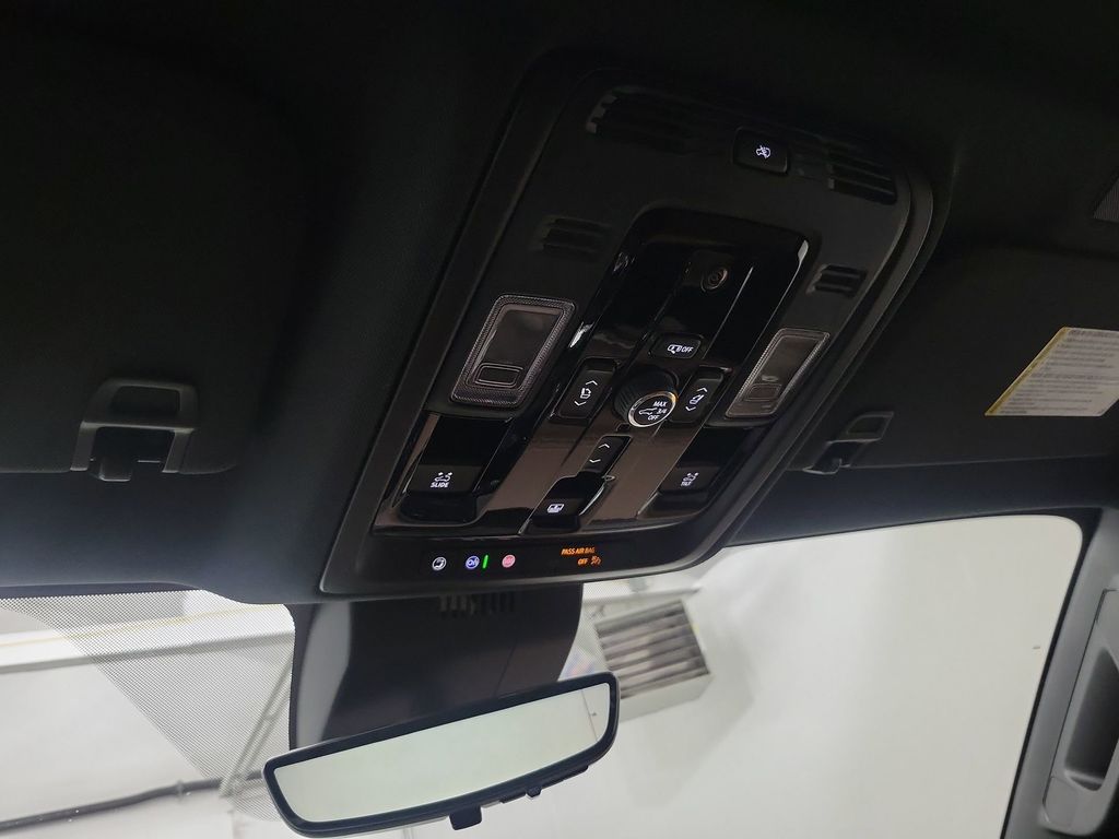 2026 Chevrolet Tahoe High Country - Photo 10