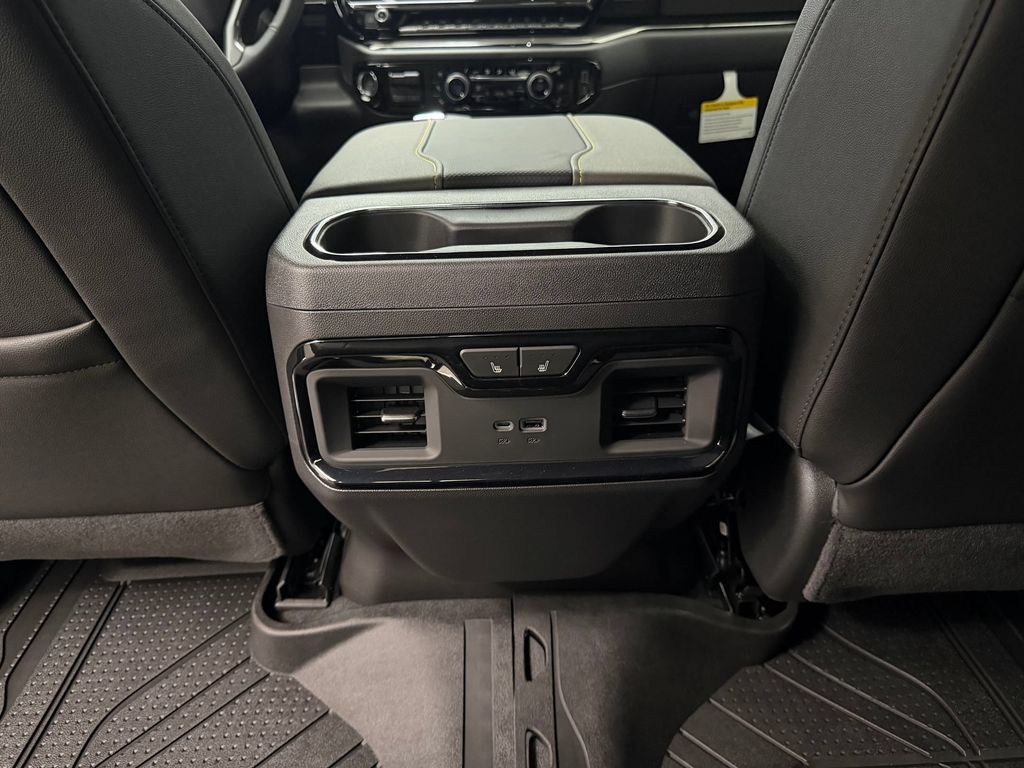 2026 Chevrolet Silverado 1500 ZR2 - Photo 32