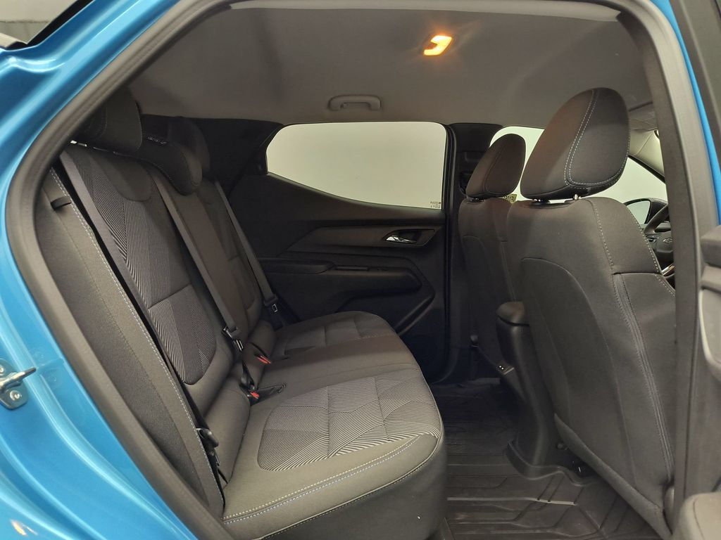 2027 Chevrolet Bolt LT - Photo 28