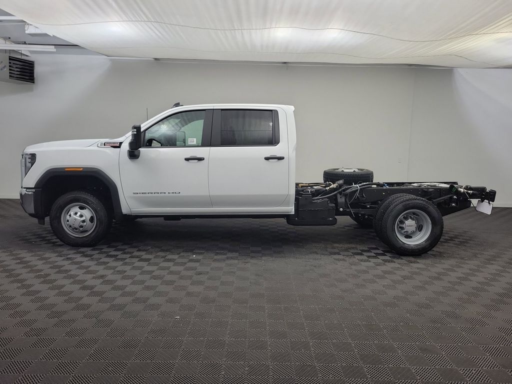 New 2026 GMC Sierra 3500 HD Chassis Cab Pro Truck