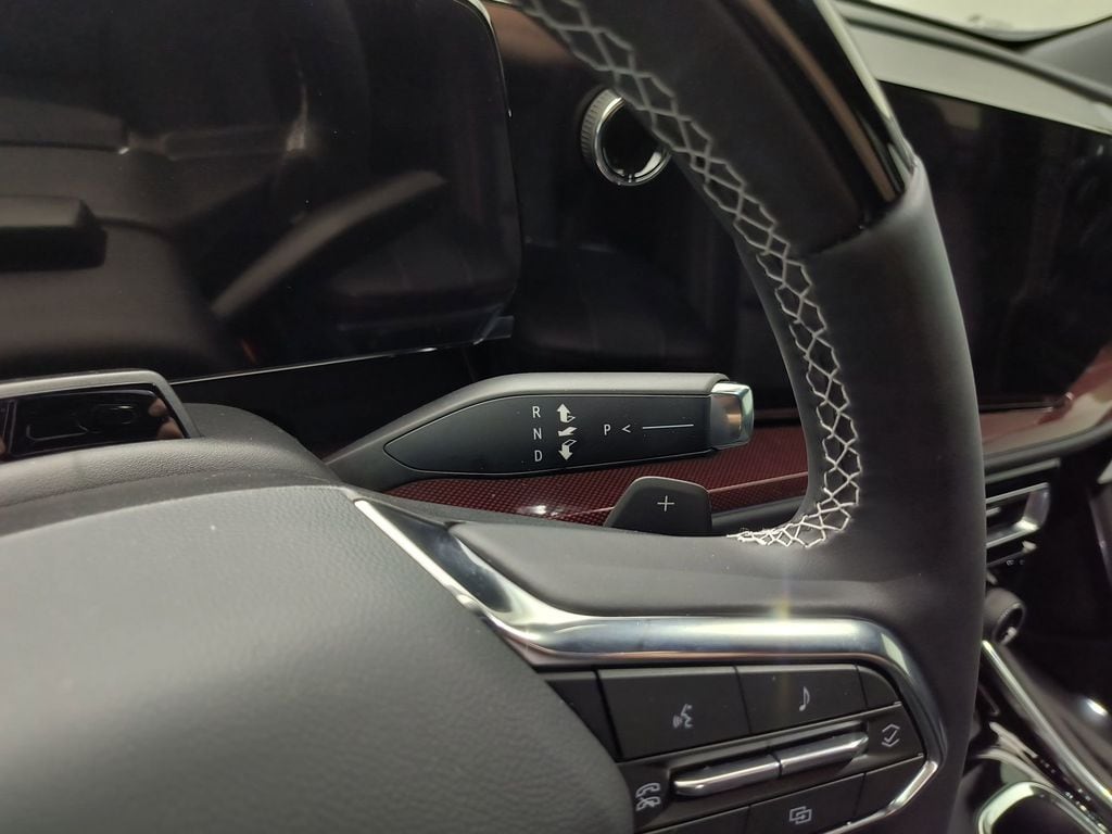 2026 Chevrolet Traverse Z71 - Photo 14