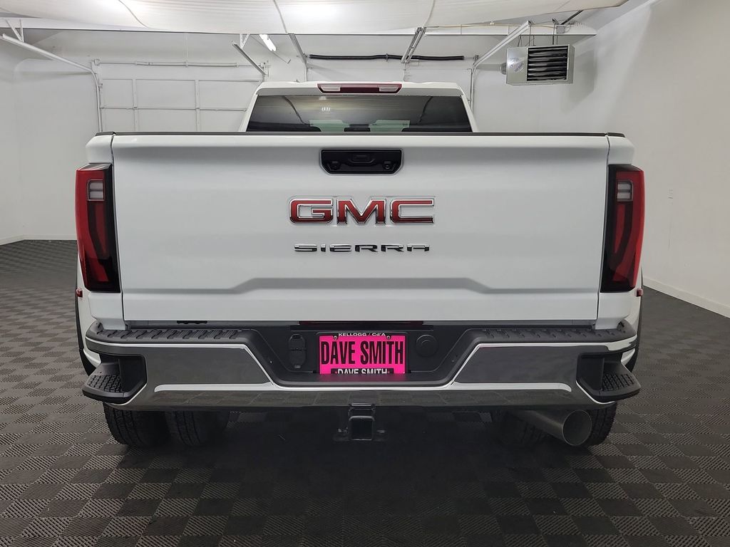 2026 GMC Sierra 3500HD Pro - Photo 9