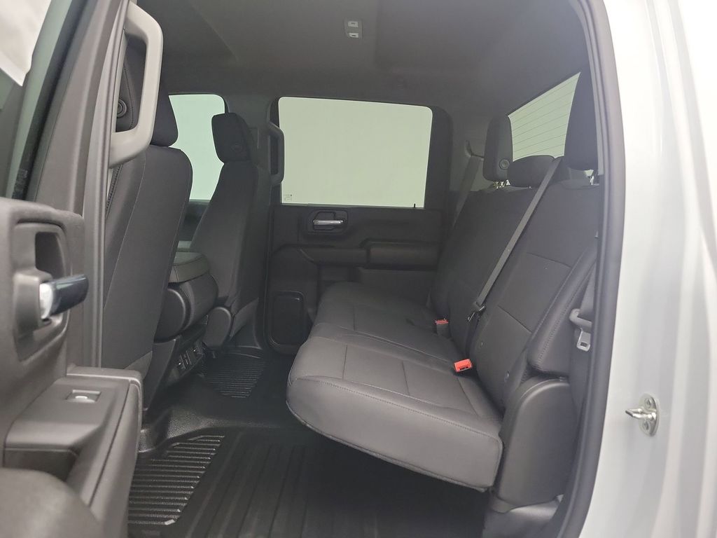 2026 GMC Sierra 3500HD Pro - Photo 10