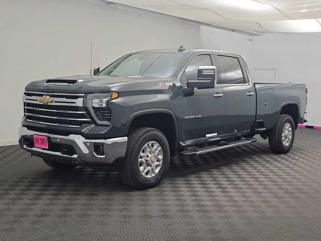 2026 Chevrolet Silverado HD LTZ 4WD Crew Cab Standard Box's photo