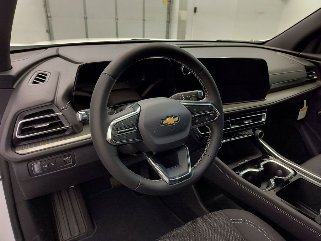 New 2026 Chevrolet Traverse LT SUV