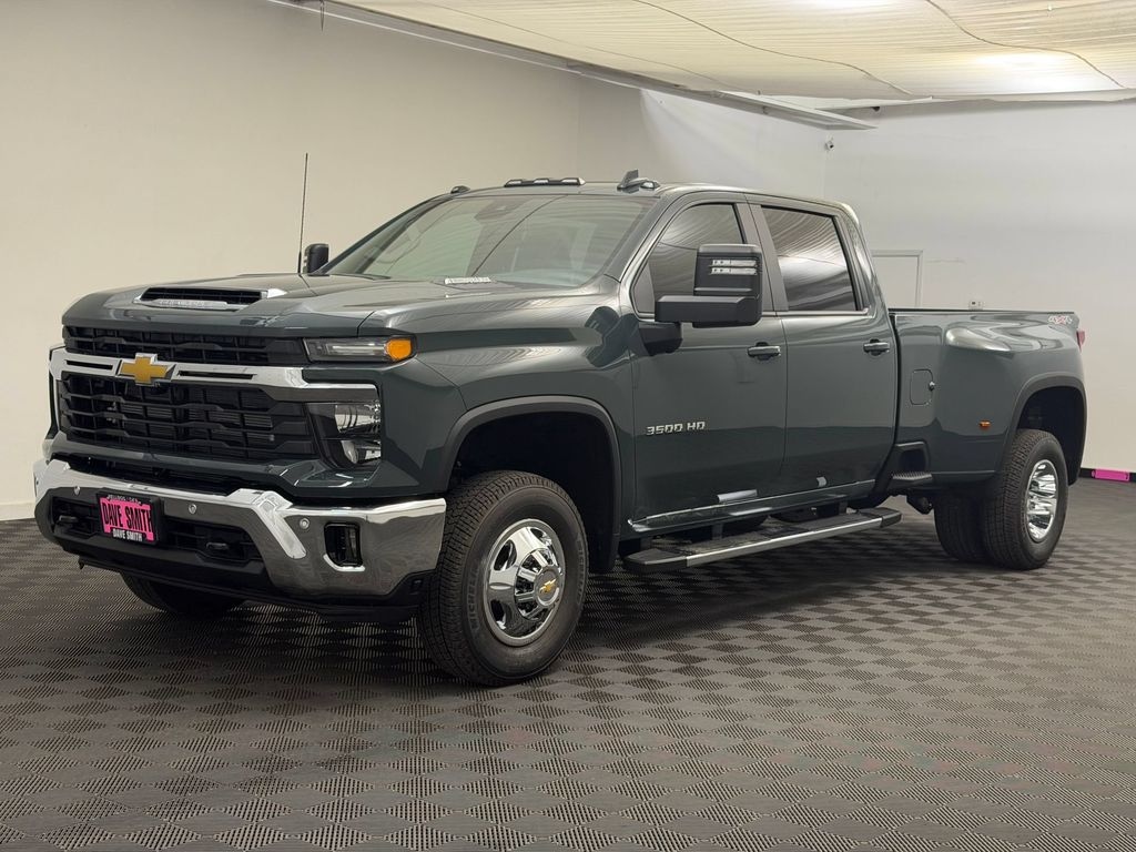New 2026 Chevrolet Silverado 3500 HD LT DRW Truck