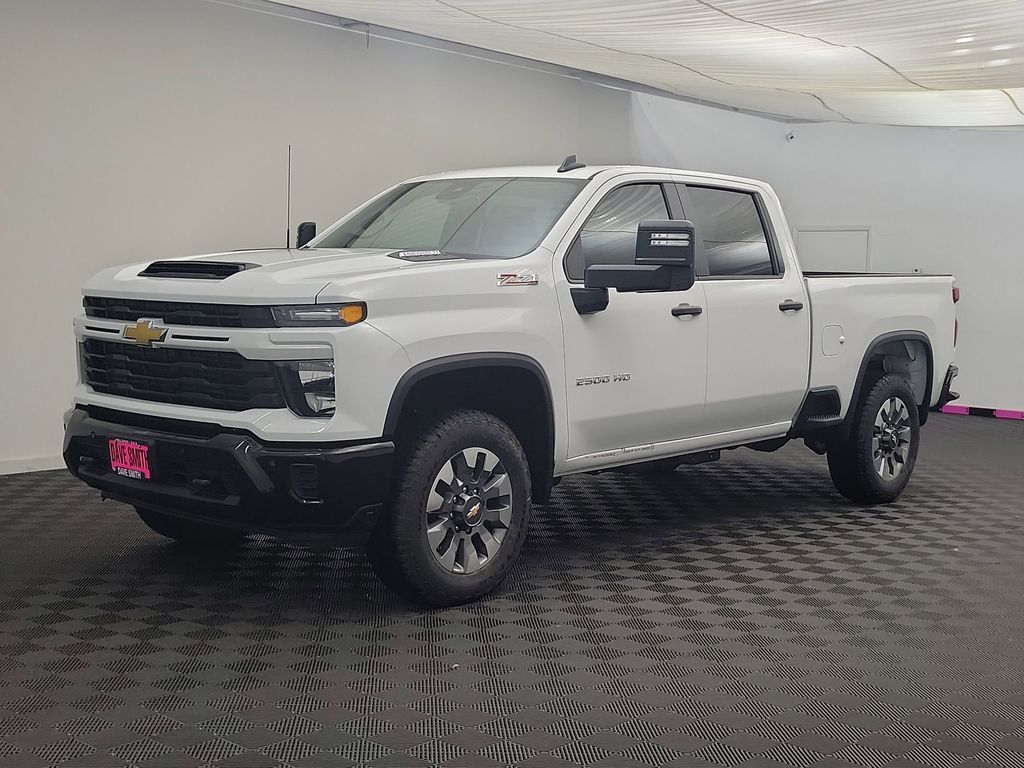 2026 Chevrolet Silverado 2500HD Custom's photo