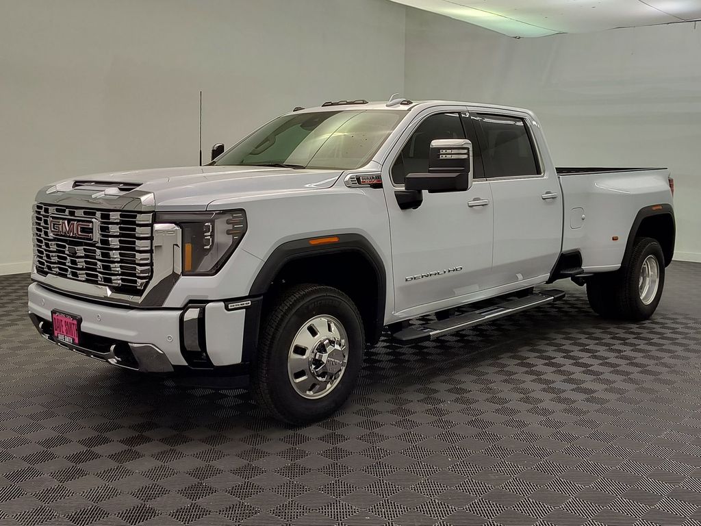 2026 GMC Sierra 4WD Crew Cab Long Box DRW Denali's photo