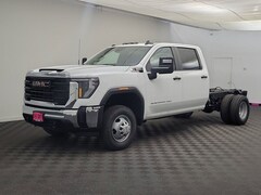 2026 GMC Sierra 3500 HD Chassis Cab Pro Truck