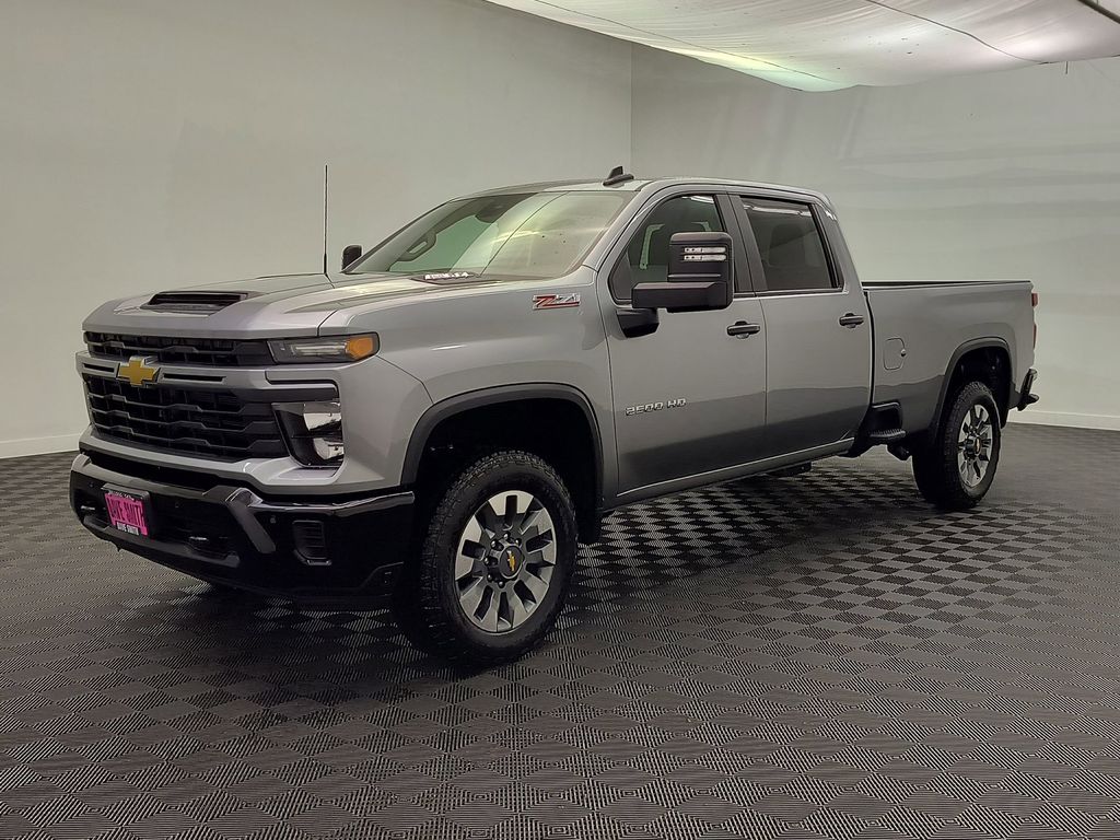 2026 Chevrolet Silverado HD Custom 4WD Crew Cab Standard Box's photo
