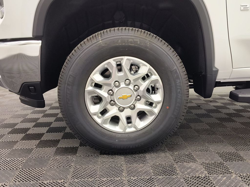 2026 Chevrolet Silverado 2500 HD LTZ - Photo 12
