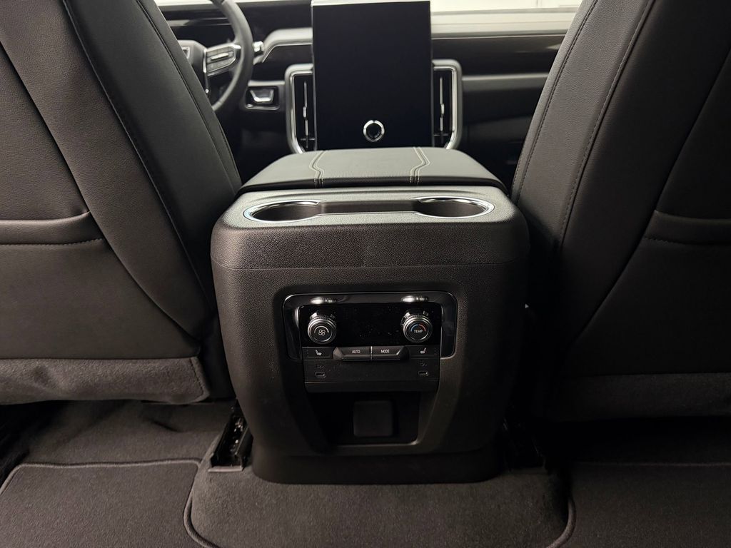 2026 GMC Yukon XL Elevation - Photo 23