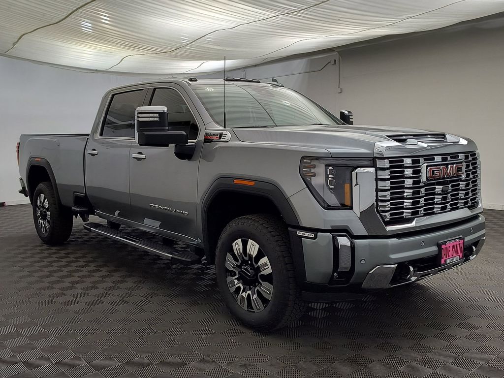 2026 GMC Sierra 3500HD Denali - Photo 7