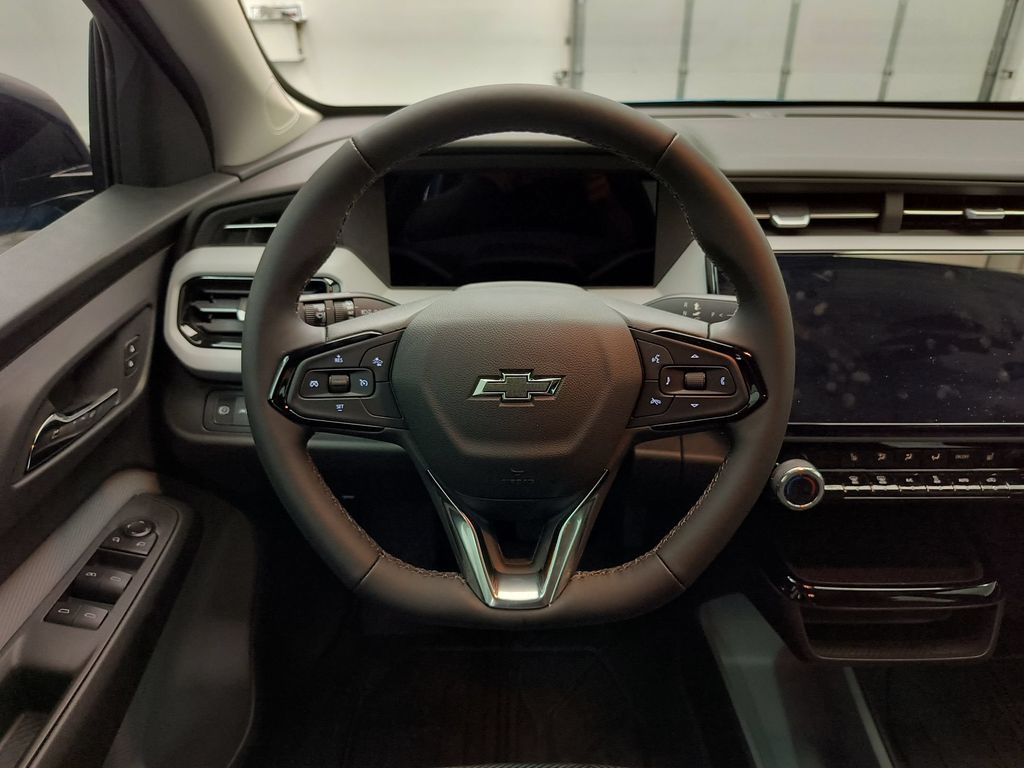 2027 Chevrolet Bolt LT - Photo 11