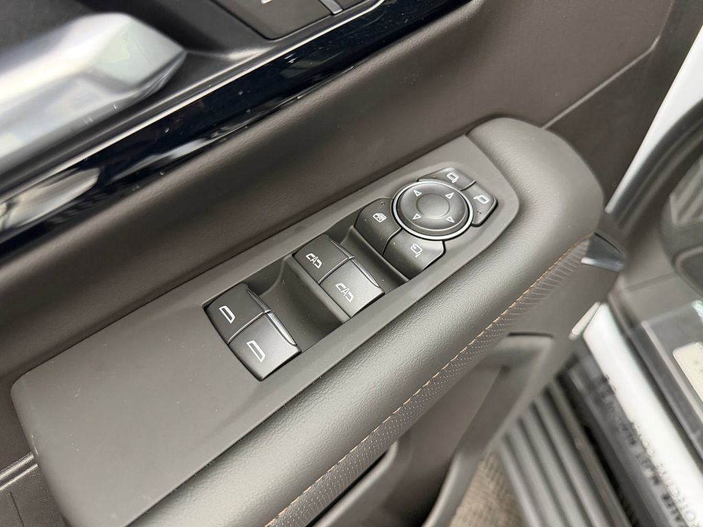 2026 Chevrolet Tahoe High Country - Photo 11